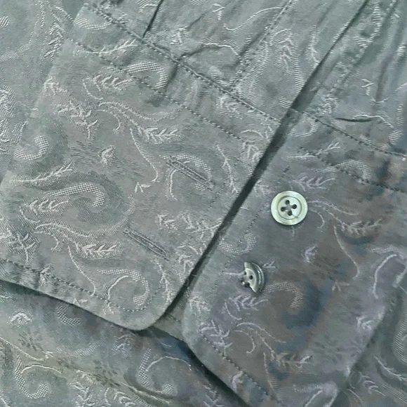 Black Paisley Men’s Hugo Boss Fitted Button Up Dress Shirt - Picture 7 of 8